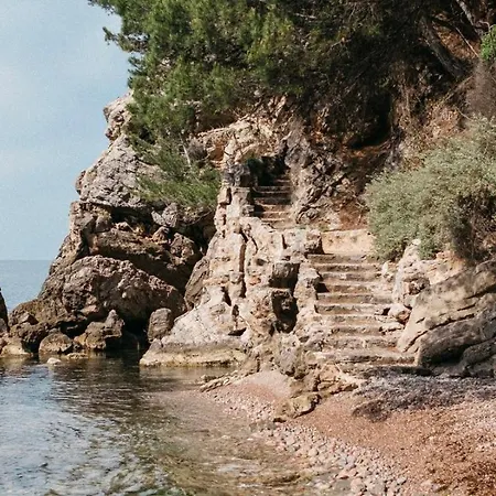 Hotel Romane Le Pradet